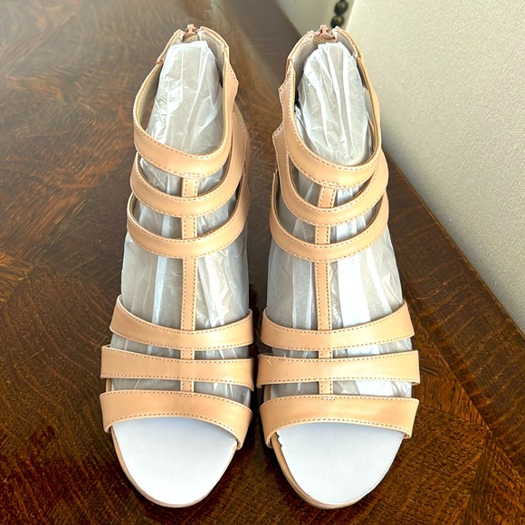LifeStride Mallie, Blush Vinci size 8 wide, 3” heel, pump new in box. - Picture 2 of 6